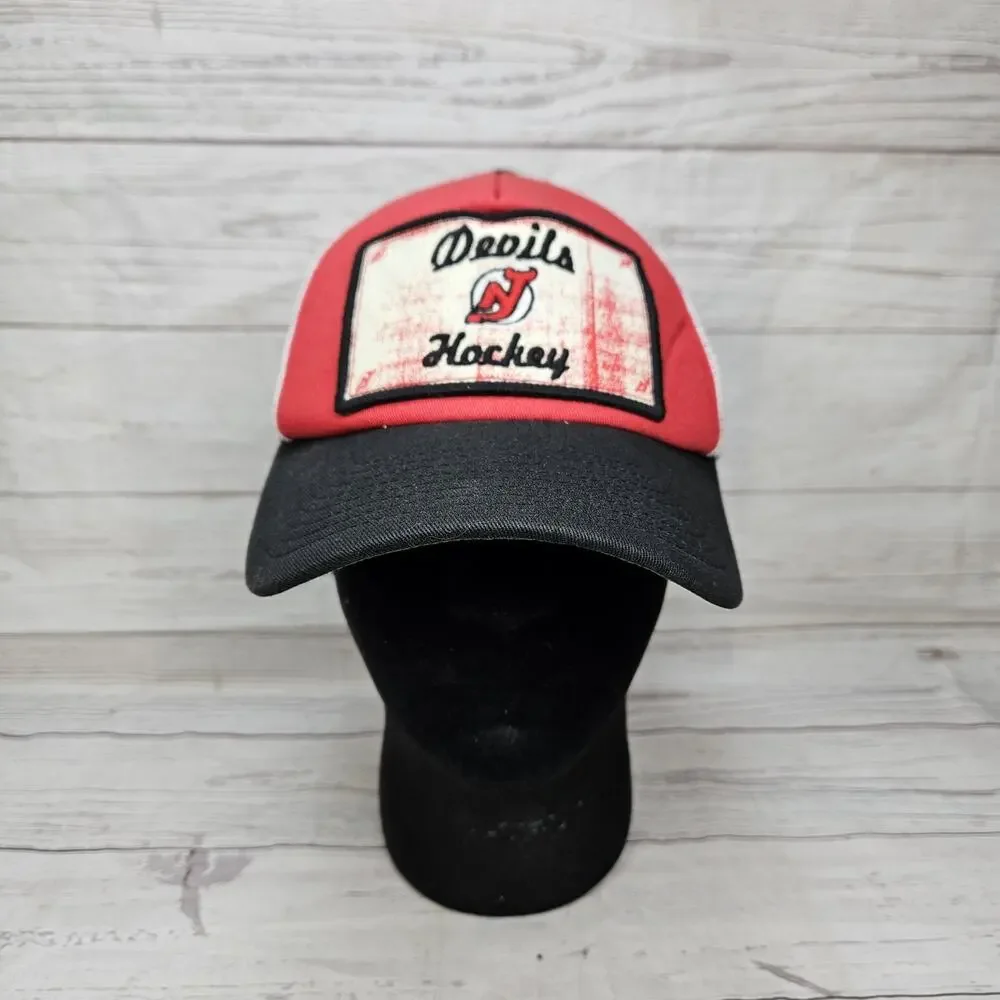 Reebok NHL New Jersey Red Devils Mesh Snapback Hat